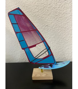 MINIATURE VOILE NEILPRYDE COMBAT PRO VIOLET ET BLEU +PLANCHE JP BLEU