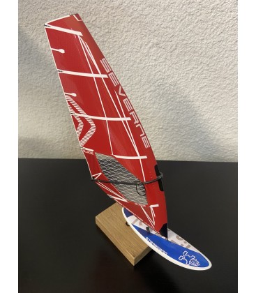 MINIATURE VOILE SEVERNE BLADE ROUGE +PLANCHE STARBOARD BLEU/BLANCHE